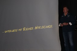 Professionell macht sich Reiner Harscher aus dem hessischen Hochtaunus mit seiner Ehefrau und seiner Kamera auf Reisen. (Foto: Jens Gesper)