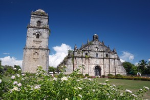 Multivision 'Philippinen – 7.107 Inseln voller Kontraste' | Kirche Paoay | von Tobias Hauser und David Hettich (Foto: Hauser/Hettich)