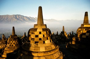 Multivisionsshow von Dirk Bleyer: 'Indonesien-Träume erleben - Von Bali nach Borneo'
