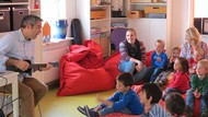 Kindergarten-Lesung von Matthias Wieland: ‚Mumins‘ von Tove und Lars Jansson;  Die kleinen Zuhörer des Familienzentrums Blauland in Raumland; Foto: Doro Vetter