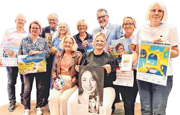 Das Team hinter dem Literaturpflaster. (Foto: Lars Lenneper)